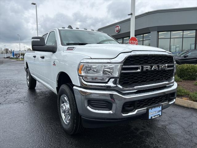 2024 RAM Ram 3500 RAM 3500 TRADESMAN CREW CAB 4X4 8 BOX