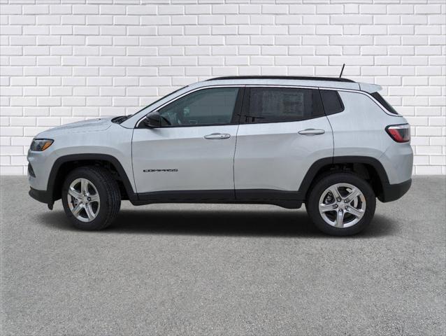 2024 Jeep Compass COMPASS LATITUDE 4X4