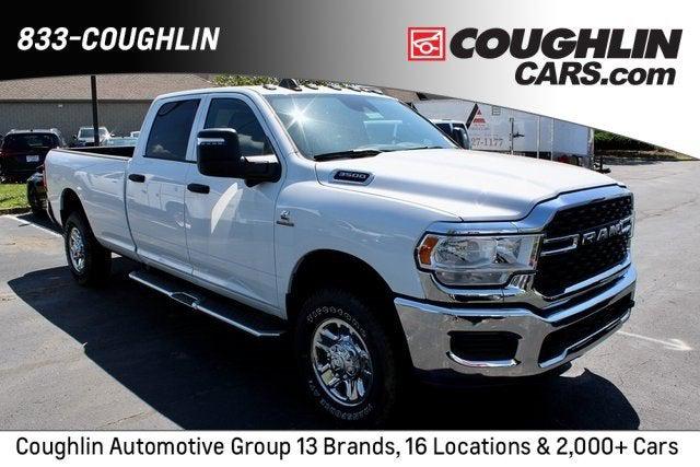 2024 RAM Ram 3500 RAM 3500 TRADESMAN CREW CAB 4X4 8 BOX 2024 RAM Ram 3500 RAM 3500 TRADESMAN CREW CAB 4X4 8 BOX