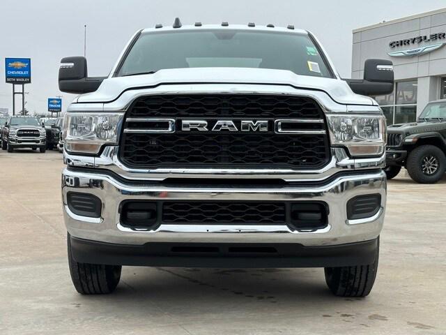 2024 RAM Ram 2500 RAM 2500 TRADESMAN CREW CAB 4X4 8 BOX