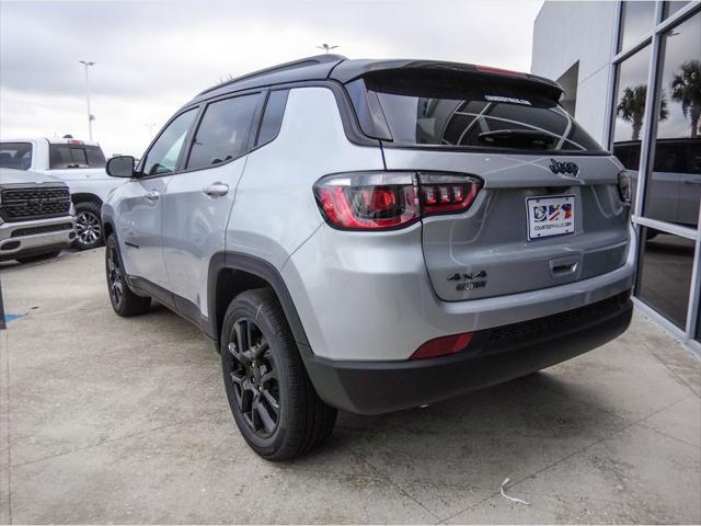 2024 Jeep Compass COMPASS LATITUDE 4X4