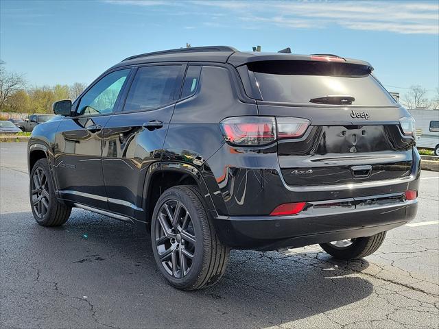 2024 Jeep Compass COMPASS LIMITED 4X4