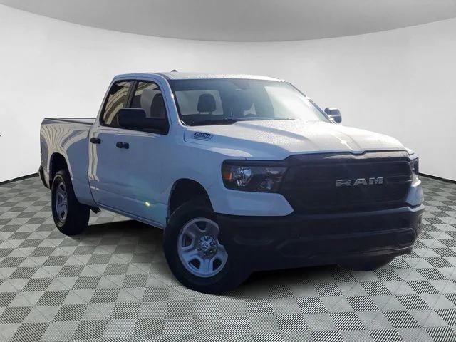 2024 RAM Ram 1500 RAM 1500 TRADESMAN QUAD CAB 4X4 64 BOX