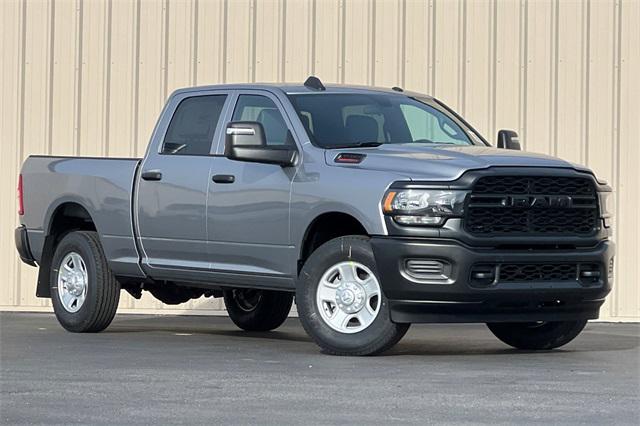 2024 RAM Ram 3500 RAM 3500 TRADESMAN CREW CAB 4X2 64 BOX