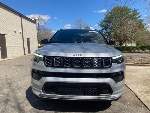 2024 Jeep Compass COMPASS LIMITED 4X4