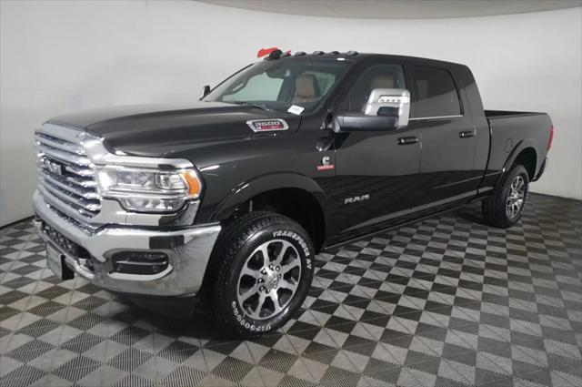 2024 RAM Ram 3500 RAM 3500 LIMITED LONGHORN MEGA CAB 4X4 64 BOX