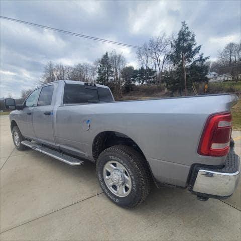 2024 RAM Ram 2500 RAM 2500 TRADESMAN CREW CAB 4X4 8 BOX