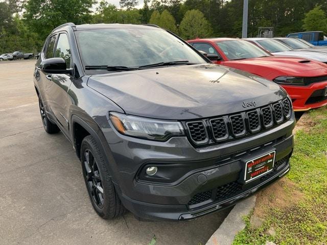 2024 Jeep Compass COMPASS LATITUDE 4X4