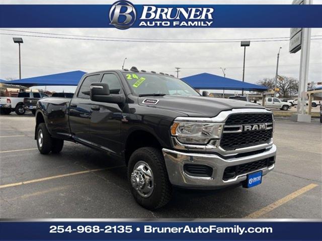 2024 RAM Ram 3500 RAM 3500 TRADESMAN CREW CAB 4X4 8 BOX