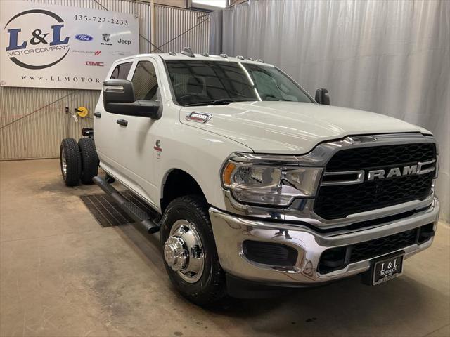 2024 RAM Ram 3500 Chassis Cab RAM 3500 TRADESMAN CREW CAB CHASSIS 4X4 60 CA