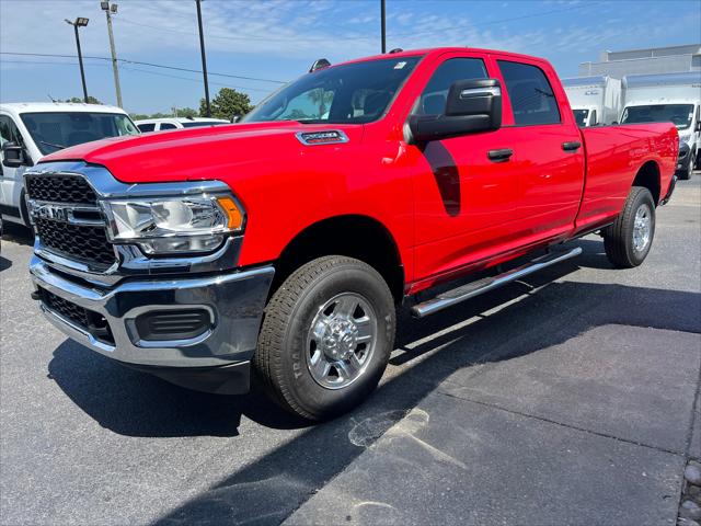 2024 RAM Ram 2500 RAM 2500 TRADESMAN CREW CAB 4X4 8 BOX