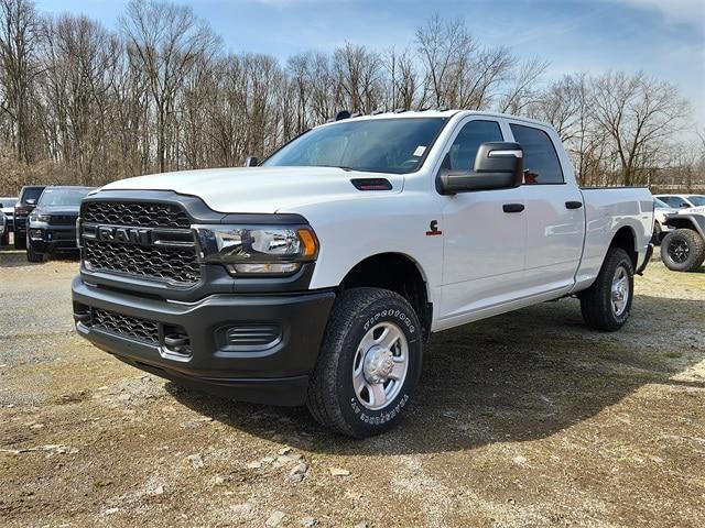 2024 RAM Ram 2500 RAM 2500 TRADESMAN CREW CAB 4X4 64 BOX