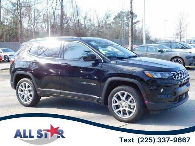 2024 Jeep Compass COMPASS LATITUDE LUX 4X4