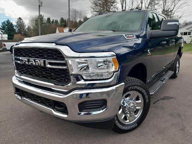 2024 RAM Ram 2500 RAM 2500 TRADESMAN CREW CAB 4X4 64 BOX