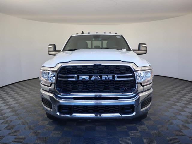 2024 RAM Ram 3500 RAM 3500 TRADESMAN CREW CAB 4X4 8 BOX