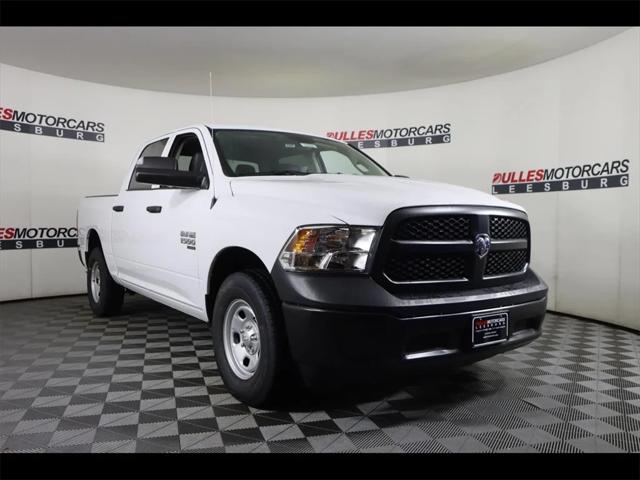 2024 RAM Ram 1500 Classic RAM 1500 CLASSIC TRADESMAN CREW CAB 4X4 57 BOX