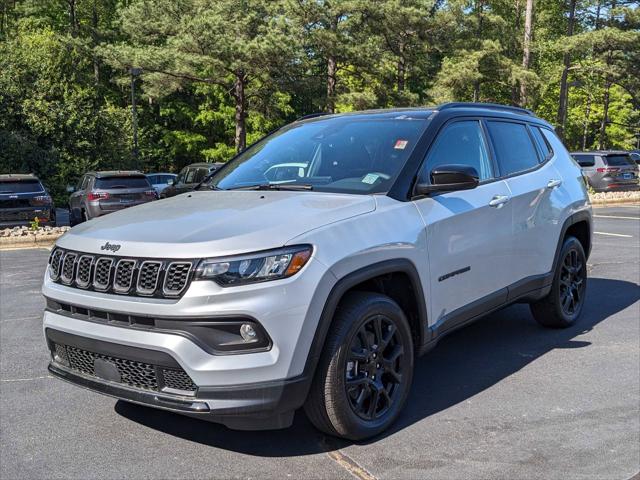 2024 Jeep Compass COMPASS LATITUDE 4X4