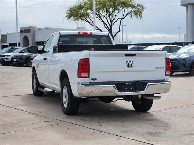 2023 RAM Ram 1500 Classic RAM 1500 CLASSIC TRADESMAN REGULAR CAB 4X4 8 BOX