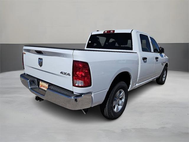 2024 RAM Ram 1500 Classic RAM 1500 CLASSIC TRADESMAN CREW CAB 4X4 57 BOX