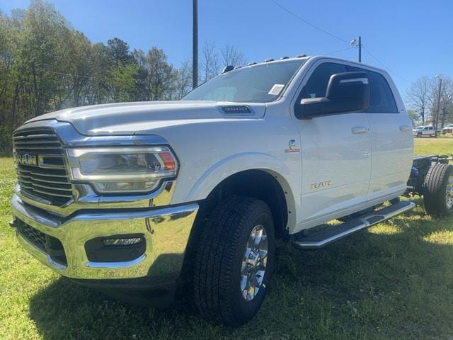 2024 RAM Ram 3500 Chassis Cab RAM 3500 LARAMIE CREW CAB CHASSIS 4X4 60 CA