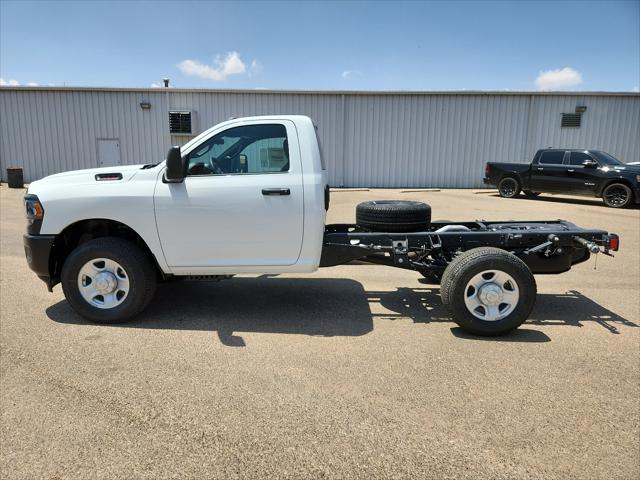 2024 RAM Ram 3500 Chassis Cab RAM 3500 TRADESMAN CHASSIS REGULAR CAB 4X4 60 CA