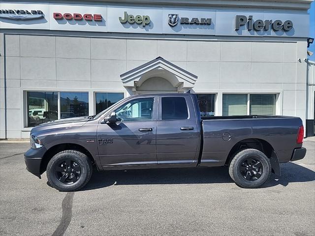 2024 RAM Ram 1500 Classic RAM 1500 CLASSIC TRADESMAN QUAD CAB 4X4 64 BOX