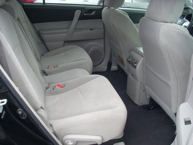2013 Toyota Highlander Base V6