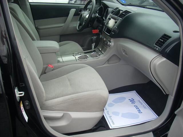 2013 Toyota Highlander Base V6