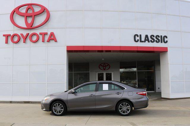 Toyota Camry 2017: Pilihan Terbaik untuk Kendaraan Keluarga dan Profesional