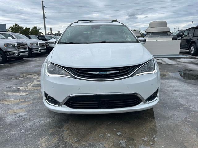 2018 Chrysler Pacifica Hybrid Limited