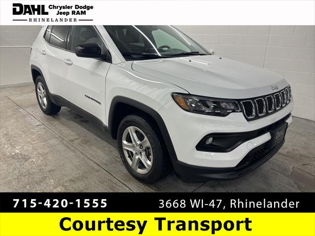 2023 Jeep Compass COMPASS LATITUDE 4X4