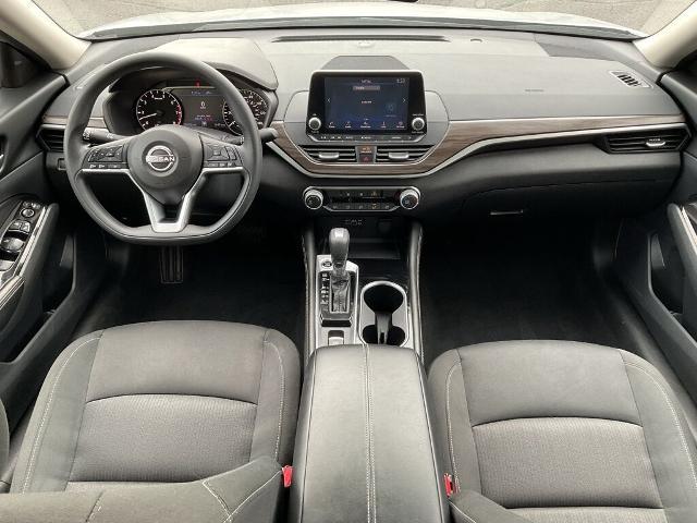 2023 Nissan Altima SV Intelligent AWD