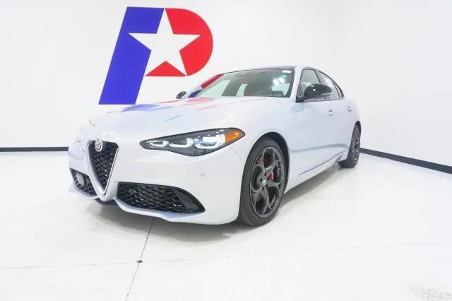 2024 Alfa Romeo Giulia GIULIA Ti RWD