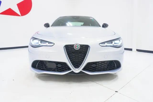 2024 Alfa Romeo Giulia GIULIA Ti RWD