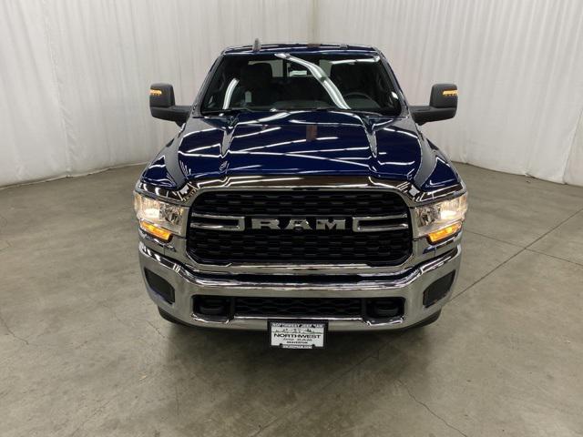 2024 RAM Ram 3500 RAM 3500 TRADESMAN CREW CAB 4X4 8 BOX