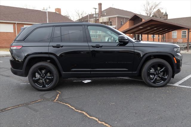 2024 Jeep Grand Cherokee GRAND CHEROKEE LIMITED 4X4