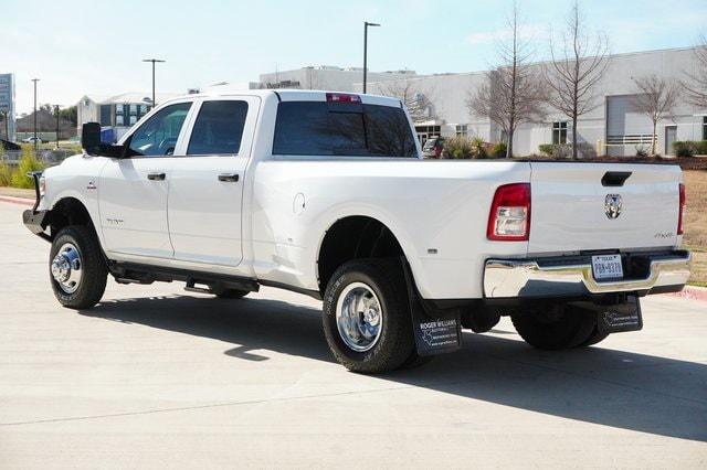 2022 RAM 3500 Tradesman Crew Cab 4x4 8 Box