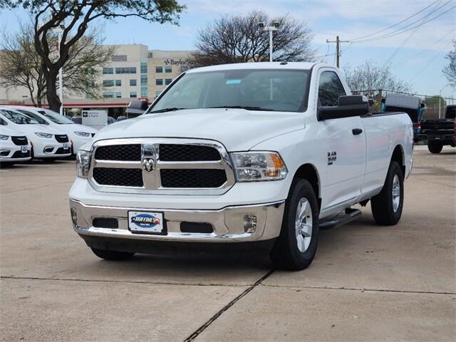 2023 RAM Ram 1500 Classic RAM 1500 CLASSIC TRADESMAN REGULAR CAB 4X4 8 BOX
