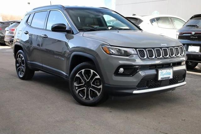 2024 Jeep Compass COMPASS LIMITED 4X4