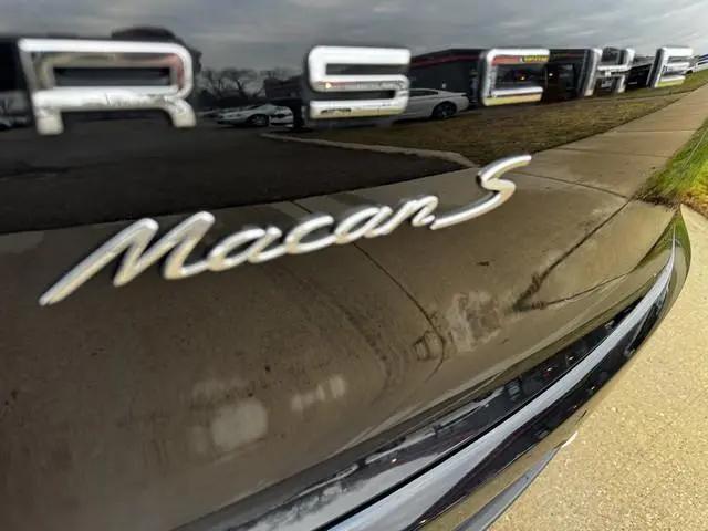 2015 Porsche Macan S