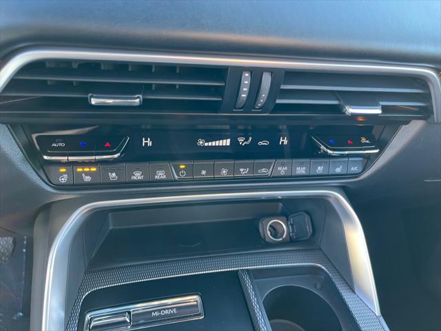 2024 Mazda X-90 Premium Plus