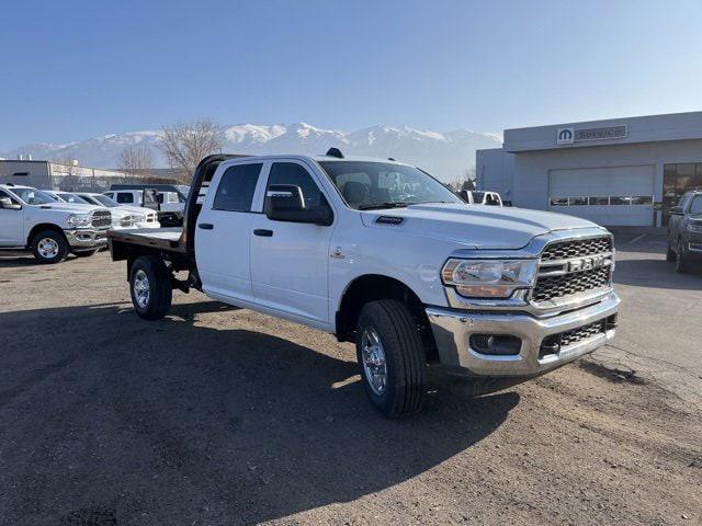 2024 RAM Ram 3500 RAM 3500 TRADESMAN CREW CAB 4X4 8 BOX