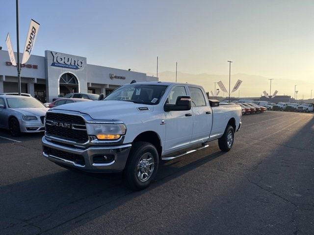 2024 RAM Ram 3500 RAM 3500 TRADESMAN CREW CAB 4X4 8 BOX