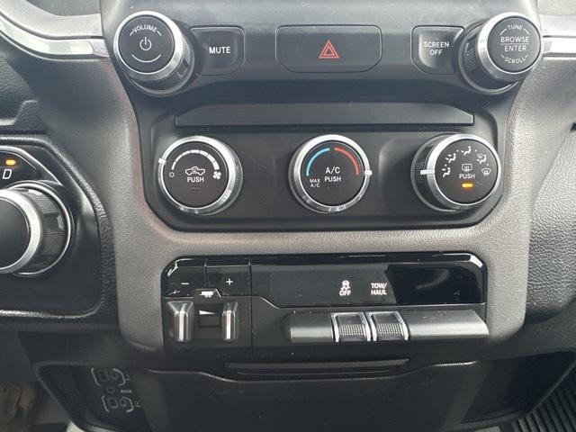 2021 Ram 1500 Big Horn Quad Cab 4x4 64 Box