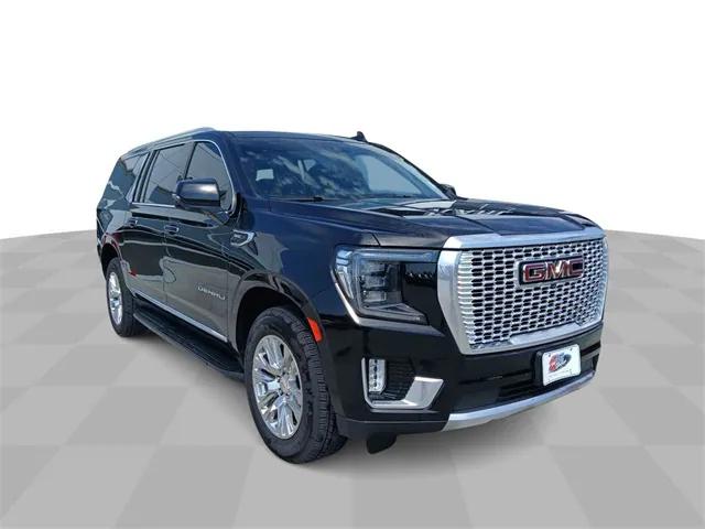 2022 GMC Yukon XL 4WD Denali