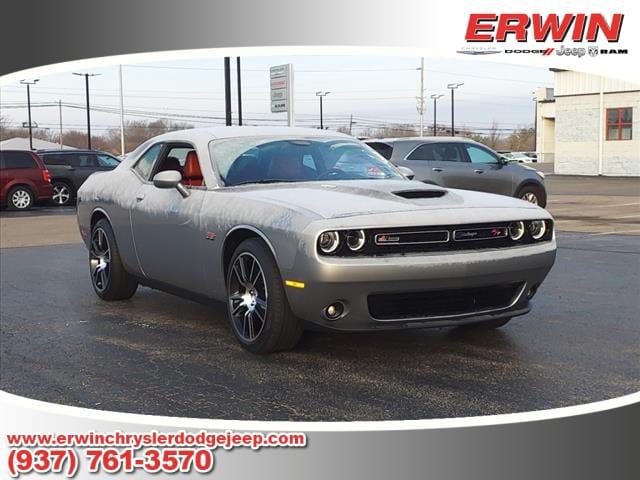 2015 Dodge Challenger R/T Plus 2015 Dodge Challenger R/T Plus