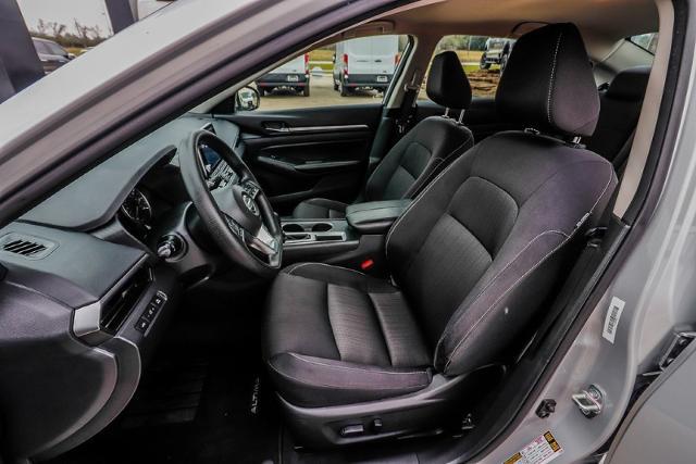 2022 Nissan Altima SV FWD
