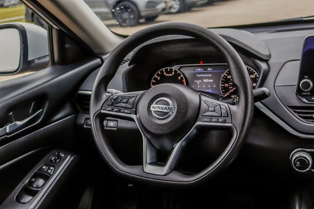 2022 Nissan Altima SV FWD