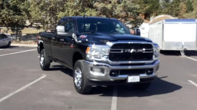 2024 RAM Ram 2500 RAM 2500 TRADESMAN CREW CAB 4X4 8 BOX