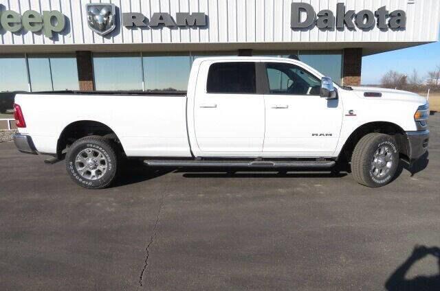2024 RAM Ram 3500 RAM 3500 LARAMIE CREW CAB 4X4 8 BOX